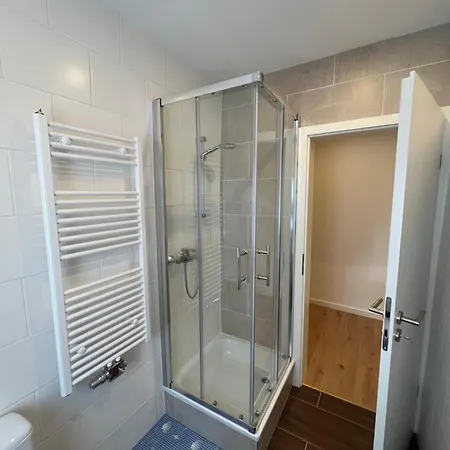Apartamento Uebernachtung By Tag Kassel